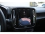 Volvo EC40 Single Motor Plus Europa 70 kWh Adaptieve Cruise Control | Pilot Assist | Harman/Kardon Premium Audiosysteem | Keyless Entry | Elektrische Achterklep | Glazen Panoramadak | Stuurverwarming | Stoelverwarming | Elektrische voorstoelen