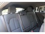 Volvo EC40 Single Motor Plus Europa 70 kWh Adaptieve Cruise Control | Pilot Assist | Harman/Kardon Premium Audiosysteem | Keyless Entry | Elektrische Achterklep | Glazen Panoramadak | Stuurverwarming | Stoelverwarming | Elektrische voorstoelen