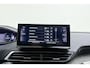 Peugeot 5008 1.2 PureTech GT | Trekhaak | 7-persoons | Elektrisch glazen panorama-dak | Climate control | Adaptieve cruise control | Alcantara | Verwarmbare voorstoelen | Apple Carplay/Android Auto