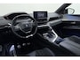 Peugeot 5008 1.2 PureTech GT | Trekhaak | 7-persoons | Elektrisch glazen panorama-dak | Climate control | Adaptieve cruise control | Alcantara | Verwarmbare voorstoelen | Apple Carplay/Android Auto