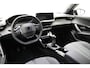Peugeot 2008 1.2T 100pk Allure | 360gr camera | Dodehoek detectie | Navigatie | Climate Control | Cruise Control | Lichtmetalen velgen