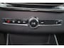 Volvo XC90 T8 Recharge AWD Ultra Dark - Luchtvering - Panorama/schuifdak - IntelliSafe Assist & Surround - 360º Camera - Bowers & Wilkins - Adaptieve LED koplampen - Verwarmde voorstoelen, stuur & achterbank - Parkeersensoren voor & achter - Elektr. bedienb. voorstoelen met geheugen - Geventileerde voorstoelen - Head up display - Draadloze tel. lader - Extra getint glas - Inklapbare trekhaak - 21' LMV