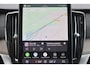 Volvo XC90 T8 Recharge AWD Ultra Dark - Luchtvering - Panorama/schuifdak - IntelliSafe Assist & Surround - 360º Camera - Bowers & Wilkins - Adaptieve LED koplampen - Verwarmde voorstoelen, stuur & achterbank - Parkeersensoren voor & achter - Elektr. bedienb. voorstoelen met geheugen - Geventileerde voorstoelen - Head up display - Draadloze tel. lader - Extra getint glas - Inklapbare trekhaak - 21' LMV