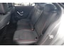 Mercedes-Benz A-klasse 180 AMG Line Night Pakket Automaat Panoramadak 19 inch Keyless Sfeerverlichting Burmester Carplay Navigatie Camera Half Leder Stoelverwarming NAP! Dealer onderhouden!