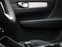 Volvo XC40 2.0 B4 Plus Dark / Pan. dak / Trekhaak / Privacy glass / Nubuck / 360 camera