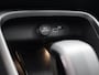 Volvo XC40 2.0 B4 Plus Dark / Pan. dak / Trekhaak / Privacy glass / Nubuck / 360 camera