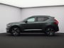 Volvo XC40 2.0 B4 Plus Dark / Pan. dak / Trekhaak / Privacy glass / Nubuck / 360 camera
