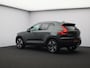 Volvo XC40 2.0 B4 Plus Dark / Pan. dak / Trekhaak / Privacy glass / Nubuck / 360 camera