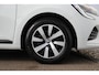 Renault Clio 1.0 TCe 90 Equilibre Navigatie Carplay Android Climate Cruise Control Rijstrooksensor Parkeersensor All-season banden!