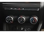 Renault Clio 1.0 TCe 90 Equilibre Navigatie Carplay Android Climate Cruise Control Rijstrooksensor Parkeersensor All-season banden!