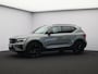 Volvo XC40 2.0 B4 Plus Black Edition / Trekhaak / Panoramadak / 360 Camera / Nubuck / Harman Kardon / Stoel+Stuurverwarming /