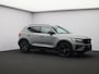 Volvo XC40 2.0 B4 Plus Black Edition / Trekhaak / Panoramadak / 360 Camera / Nubuck / Harman Kardon / Stoel+Stuurverwarming /