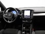 Volvo XC40 2.0 B4 Plus Black Edition / Trekhaak / Panoramadak / 360 Camera / Nubuck / Harman Kardon / Stoel+Stuurverwarming /