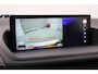 Lexus CT 200h F Sport Line | Navigatie | Stoelverwarming | LED | Keyless | Adaptive Cruise Control | Clima | Parkeersensoren achter | Camera | 17 inch | Rijstrooksensor | Bluetooth | Dakspoiler