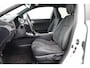Lexus CT 200h F Sport Line | Navigatie | Stoelverwarming | LED | Keyless | Adaptive Cruise Control | Clima | Parkeersensoren achter | Camera | 17 inch | Rijstrooksensor | Bluetooth | Dakspoiler