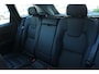 Volvo XC60 T6 Plug-in hybrid AWD Ultra Dark | Trekhaak | Panoramadak | Verwarmbare voorstoelen, achterbank en stuurwiel | 360 graden camera | Head-up display | Premium audio by Harman Kardon | Adaptieve cruise control | Keyless