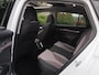 Skoda Enyaq iV 80 | Panoramadak | Trekhaak | Camera | Sfeerverlichting | Apple Carplay | NL-Auto |