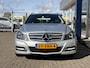 Mercedes-Benz C-klasse Estate 180 Business Class Avantgarde / Automaat / NL-Auto / 2e-Eigenaar / Cruise-Control / Radio-Bluetooth / Navi / Elektr.-Pakket / PDC V+A / 17'' LMV / ENZ.