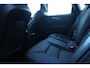 Volvo XC60 T6 Plug-in hybrid AWD Plus Dark | Panoramadak | Trekhaak | Head up display | 360 graden camera | Premium audio by Harman Kardon | Verwarmbare voorstoelen stuurwiel en achterbank