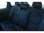 Volvo XC60 T6 Plug-in hybrid AWD Plus Dark | Panoramadak | Trekhaak | Head up display | 360 graden camera | Premium audio by Harman Kardon | Verwarmbare voorstoelen stuurwiel en achterbank