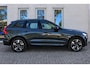 Volvo XC60 T6 Plug-in hybrid AWD Plus Dark | Panoramadak | Trekhaak | Head up display | 360 graden camera | Premium audio by Harman Kardon | Verwarmbare voorstoelen stuurwiel en achterbank
