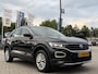 Volkswagen T-Roc 1.5 TSI Style | AUTOMAAT | Stoelvrw. | Carplay | Rijklaar met beurt & garantie!