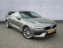Volvo V60 2.0 T6 Twin Engine AWD Momentum Pro | Stoel/stuurverwarming | Trekhaak | Adapt. Cruise Control | 360 camera | Head-up display | Elektr. bestuurdersstoel + geheugen | Getint glas |