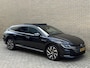 Volkswagen Arteon Shooting Brake 1.4 TSI eHybrid R-Line | Panoramadak | Lederen bekleding R-line sportstoelen | Memory/massage | 360 camera | Stoel&stuurverwarming | Virtual cockpit | Sfeerverlichting | Navigatie | Apple CarPlay | Keyless | DAB | Matrix-LED | Head up | Dodehoekdetectie | Lane assist | 19 inch velgen | Volledig dealeronderhouden