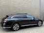 Volkswagen Arteon Shooting Brake 1.4 TSI eHybrid R-Line | Panoramadak | Lederen bekleding R-line sportstoelen | Memory/massage | 360 camera | Stoel&stuurverwarming | Virtual cockpit | Sfeerverlichting | Navigatie | Apple CarPlay | Keyless | DAB | Matrix-LED | Head up | Dodehoekdetectie | Lane assist | 19 inch velgen | Volledig dealeronderhouden