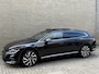 Volkswagen Arteon Shooting Brake 1.4 TSI eHybrid R-Line | Panoramadak | Lederen bekleding R-line sportstoelen | Memory/massage | 360 camera | Stoel&stuurverwarming | Virtual cockpit | Sfeerverlichting | Navigatie | Apple CarPlay | Keyless | DAB | Matrix-LED | Head up | Dodehoekdetectie | Lane assist | 19 inch velgen | Volledig dealeronderhouden