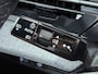 Peugeot E-3008 SUV Allure Avantage 73 kWh 210pk | DEMO | Navigatie | 360 graden camera | Adaptive cruise control | Stoelverwarming | Warmtepomp | 19" lichtmetalen velgen