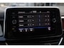 Volkswagen T-Roc 1.5 TSI R-Line Business+ 150PK / 110kW DSG, Door ons geleverd en onderhouden, panoramadak, trekhaak, R-Line in- en exterieur, 18" 'Nevada' LMV, privacy glas, keyless go & entry, elektrische achterklep, LED Matrix (IQ.Lights), dodehoekdetectie (Side Assist), achteruitrijcamera (rear view), navigatie, digital cockpit pro, elektrisch verstel-, verwarm- en inklapbare buitenspiegels, verwarmbare voorstoelen, verwarmbaar multifunctioneel lederen stuurwiel, Apple Carplay & Android Auto, adaptieve cruise control (ACC) met Travel Assist etc.