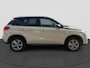 Suzuki Vitara 1.6 Exclusive | Navigatie | Camera | Climate Control | Cruise Control | Stoelverwarming | LM-velgen | Parkeersensoren | Trekhaak |
