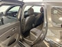 Dacia Duster 1.3 - 150PK TCe Tech Road | Trekhaak | 360 Camera | Stoelverwarming | Climate Control | Lichtmetalen Velgen | Sidebars | Elektrische Ramen & Spiegels | Licht & Regen Sensor |