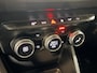 Dacia Duster 1.3 - 150PK TCe Tech Road | Trekhaak | 360 Camera | Stoelverwarming | Climate Control | Lichtmetalen Velgen | Sidebars | Elektrische Ramen & Spiegels | Licht & Regen Sensor |