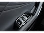 Omoda 9 1.5T-GDi SHS-P Premium 5p Hybride 537 PK Automaat | Black Edition velgen | Schuif/kanteldak | Lederen bekleding | Massagestoelen | Keyless | Stoel & Stuurverwarming | 7 jaar garantie