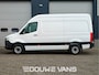 Mercedes-Benz Sprinter 317 L2H2 Aut Distronic Trekhaak Navigatie Camera Omvormer
