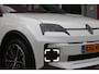 Renault R5 COMFORT RANGE ICONIC CINQ 52 kWh *NIEUWE AUTO!* | PACK WINTER: (ELEKTRISCH VERWARMBARE VOORSTOELEN/ELEKTRISCH VERWARMBAAR STUURWIEL, BESTUURDERSSTOEL MET ELEKTRISCH VERSTELBARE LENDESTEUN, IN HOOGTE VERSTELBARE PASSAGIERSSTOEL) | DAKLIJST ROUGE | PACK PARKING: (FULL EASY PARKING ASSIST MET PARKEERSENSOREN AAN VOOR- EN ZIJKANT) | ADAPTIVE CRUISE CONTROL | AUTOMATISCH INPARKEREN | FULL LED KOPLAMPEN MET MICRO OPTICS EN FRANSE FLAG | FLANK GUARD PROTECTION MAKKELIJK INPARKEREN MET VISUELE EN AKOESTISCHE SIGNALEN | 18" LICHTMETALEN VELGEN "CHRONO" | TWO TONE CARROSSERIEKLEUR | SNELLAAD FUNCTIE 100KW | DRAADLOZE APPLE CARPLAY/ANDROID AUTO | ACHTERUITRIJ CAMERA | DRAADLOZE TELEFOONLADER | PRIVACY GLASS |