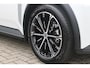 Renault R5 COMFORT RANGE ICONIC CINQ 52 kWh *NIEUWE AUTO!* | PACK WINTER: (ELEKTRISCH VERWARMBARE VOORSTOELEN/ELEKTRISCH VERWARMBAAR STUURWIEL, BESTUURDERSSTOEL MET ELEKTRISCH VERSTELBARE LENDESTEUN, IN HOOGTE VERSTELBARE PASSAGIERSSTOEL) | DAKLIJST ROUGE | PACK PARKING: (FULL EASY PARKING ASSIST MET PARKEERSENSOREN AAN VOOR- EN ZIJKANT) | ADAPTIVE CRUISE CONTROL | AUTOMATISCH INPARKEREN | FULL LED KOPLAMPEN MET MICRO OPTICS EN FRANSE FLAG | FLANK GUARD PROTECTION MAKKELIJK INPARKEREN MET VISUELE EN AKOESTISCHE SIGNALEN | 18" LICHTMETALEN VELGEN "CHRONO" | TWO TONE CARROSSERIEKLEUR | SNELLAAD FUNCTIE 100KW | DRAADLOZE APPLE CARPLAY/ANDROID AUTO | ACHTERUITRIJ CAMERA | DRAADLOZE TELEFOONLADER | PRIVACY GLASS |