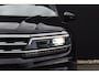 Volkswagen Tiguan 1.4 TSI Automaat Highline R-Line Virtual | Carplay | Panoramadak | Zwart Leder | LED | 360° Camera | Keyless
