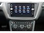 Volkswagen Tiguan 1.4 TSI Automaat Highline R-Line Virtual | Carplay | Panoramadak | Zwart Leder | LED | 360° Camera | Keyless
