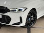 BMW 3-Serie Touring 330e M-Sport | xDrive |Shadowline | Elektrische Sporstoelen | 19” | Driving Assistant Professional | Head-Up