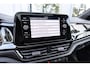 Volkswagen T-Roc 1.5 TSI R-Line Business+ PANO IQ.LIGHT ACC VOL