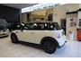 MINI Cooper 3-Deurs 1.6 Mayfair, wit/zwart, panoramadak, navigatie, zeer nette auto