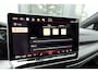 Volkswagen Golf 1.5 eTSI R-Line Edition PANO KEYLESS HUD
