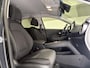 Hyundai Kona Electric EV Premium 64 kWh | Keyless | Elektrische stoelen | Stoelen & stuur verwarmd