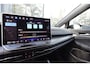 Volkswagen Golf 1.5 eTSI R-Line Edition PANO HUD KEYLESS