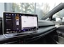 Volkswagen Golf 1.5 eTSI R-Line Edition PANO HUD KEYLESS