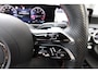 Mercedes-Benz A-klasse 180 AMG Line PANO SFEER CAM
