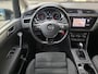 Volkswagen Touran 1.4 TSI Comfortline Business | Bomvol! | Automaat | ACC | CarPlay | Massage | Trekhaak | NAP
